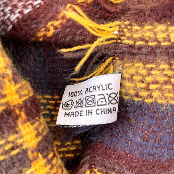 NEW Elegant Cool Weather Square Scarf Wrap, Plum Gold Plaid, Super Soft! - Picture 9 of 10